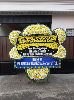 Papan Bunga Duka di Pangi